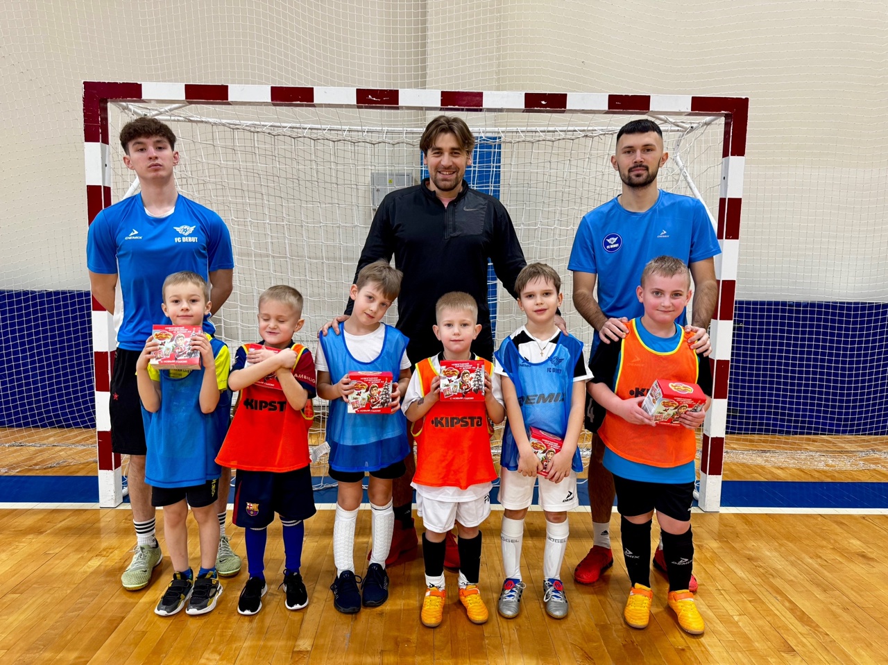 Детская школа футбола для детей 4-15 лет в Люблино, Москва